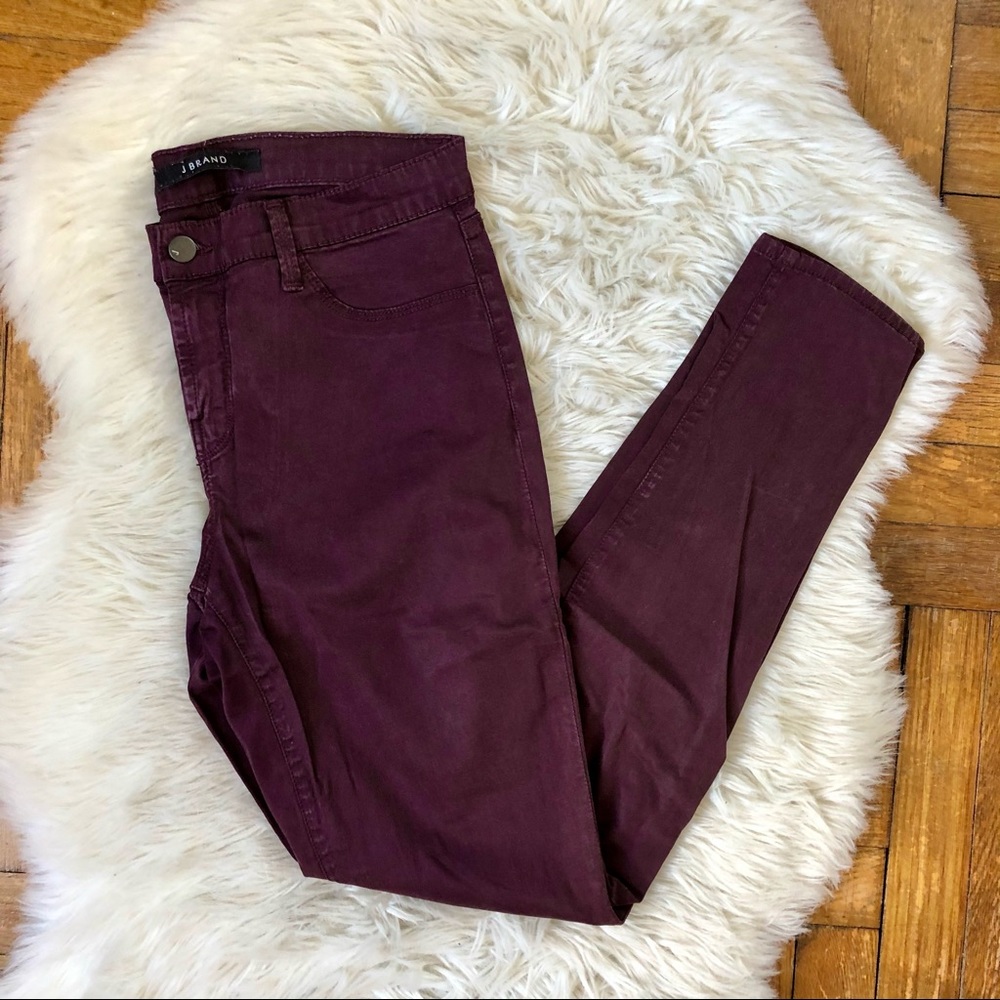 J Brand Sateen Jeans in Burgundy